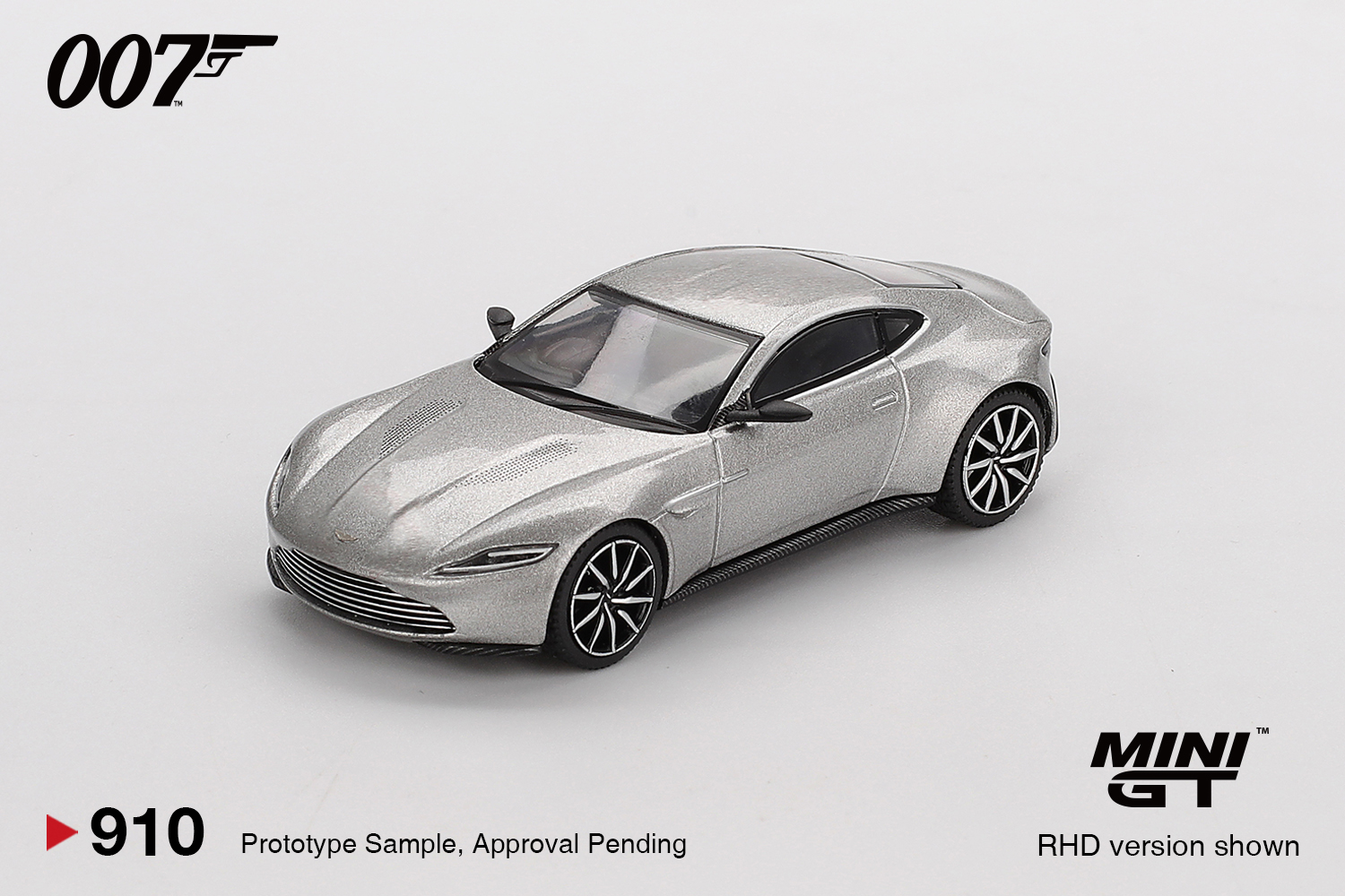 MINIGT 1/64 Aston Martin DB10  - Kids Toys Car 评论和价格