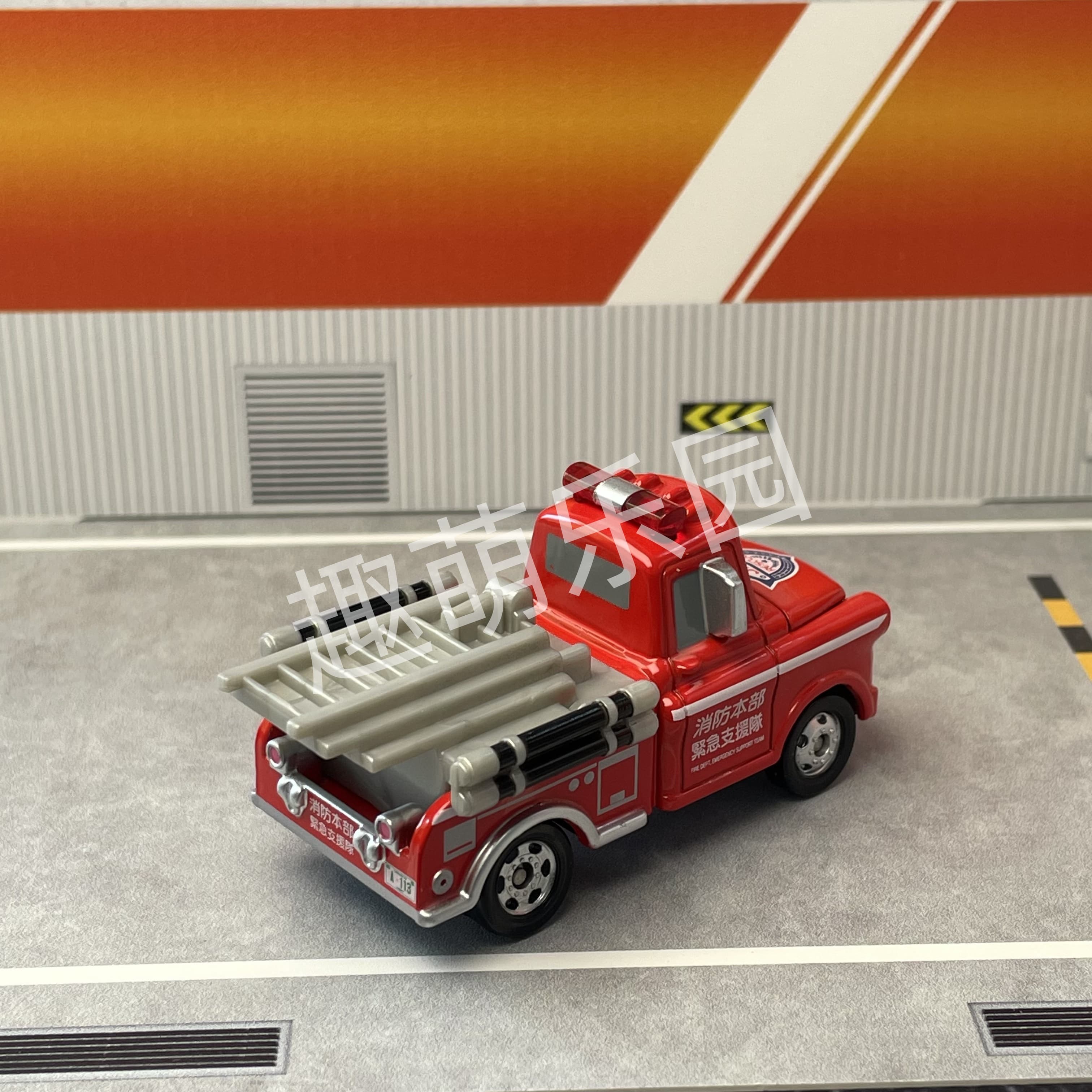 Takara Tomy Disney Cars Tomica - Kids Toys Car 评论和价格
